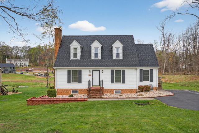 1529 Bateman Bridge, Forest, VA 24551