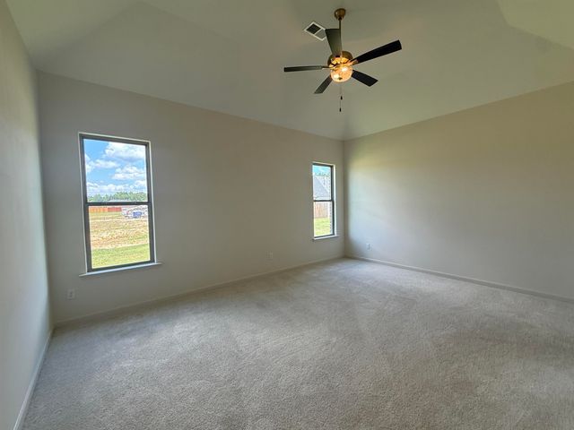 65 HIDDEN FIELD CV, Oakland, TN 38060