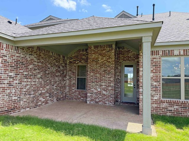 65 HIDDEN FIELD CV, Oakland, TN 38060