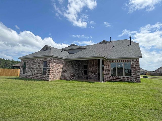 65 HIDDEN FIELD CV, Oakland, TN 38060