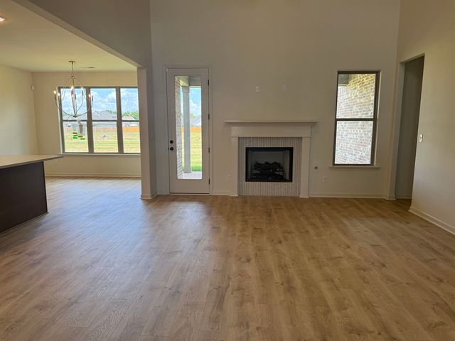 65 HIDDEN FIELD CV, Oakland, TN 38060