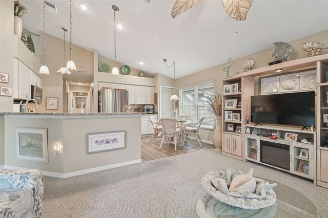 3216 FOX SQUIRREL LANE, Valrico, FL 33596