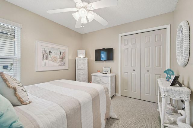 3216 FOX SQUIRREL LANE, Valrico, FL 33596