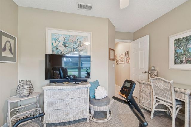 3216 FOX SQUIRREL LANE, Valrico, FL 33596