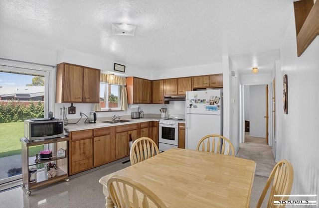825 Sykes Drive, Idaho Falls, ID 83401