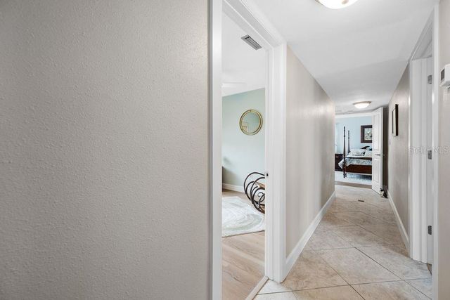 530 79TH STREET S, St Petersburg, FL 33707