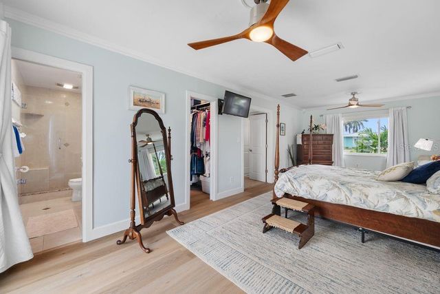 530 79TH STREET S, St Petersburg, FL 33707