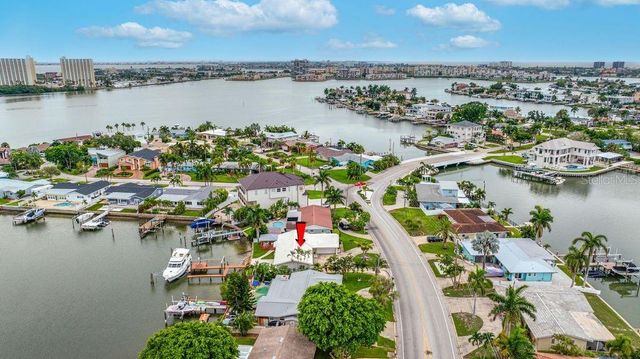 530 79TH STREET S, St Petersburg, FL 33707