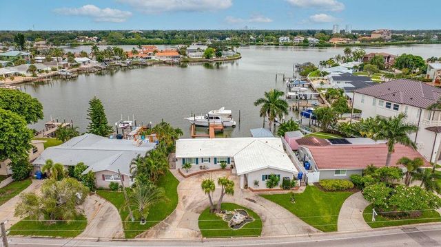 530 79TH STREET S, St Petersburg, FL 33707