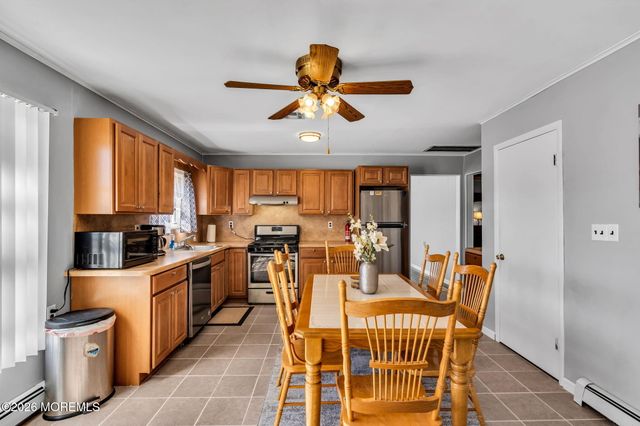 31 Boca Raton Street, Toms River, NJ 08757