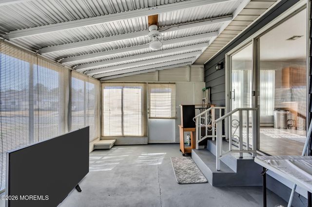 31 Boca Raton Street, Toms River, NJ 08757