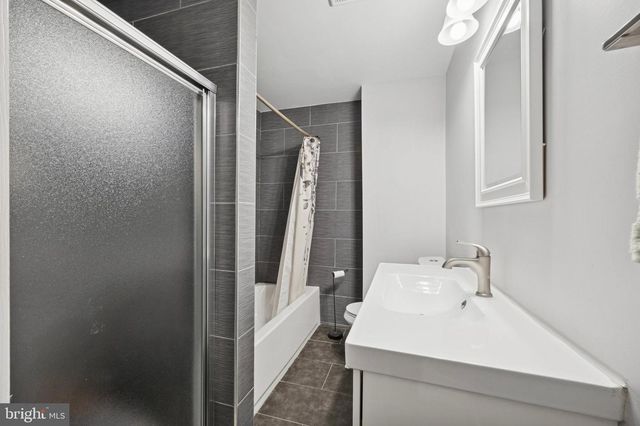 1607 S 28TH ST, Philadelphia, PA 19145