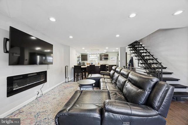 1607 S 28TH ST, Philadelphia, PA 19145