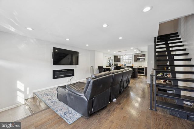 1607 S 28TH ST, Philadelphia, PA 19145