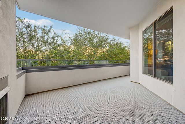 945 E PLAYA DEL NORTE Drive 2007, Tempe, AZ 85288