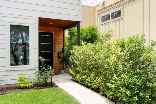 2000 Greenwood Ave B, Austin, TX 78723