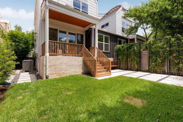 2000 Greenwood Ave B, Austin, TX 78723