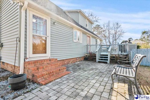 2001 Elanie Cir., Florence, SC 29505