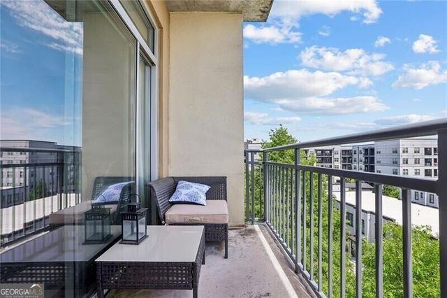 711 Cosmopolitan Drive NE 523, Atlanta, GA 30324