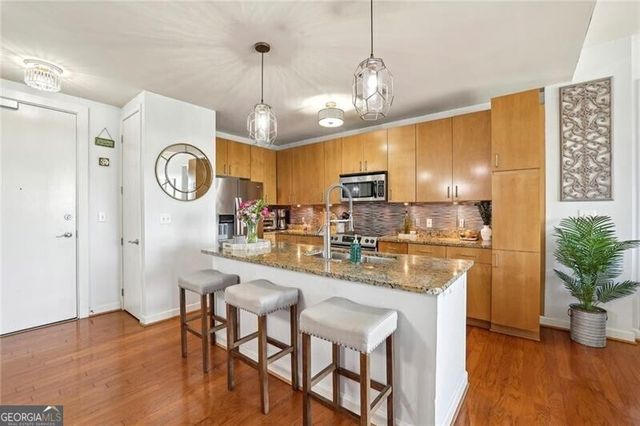 711 Cosmopolitan Drive NE 523, Atlanta, GA 30324