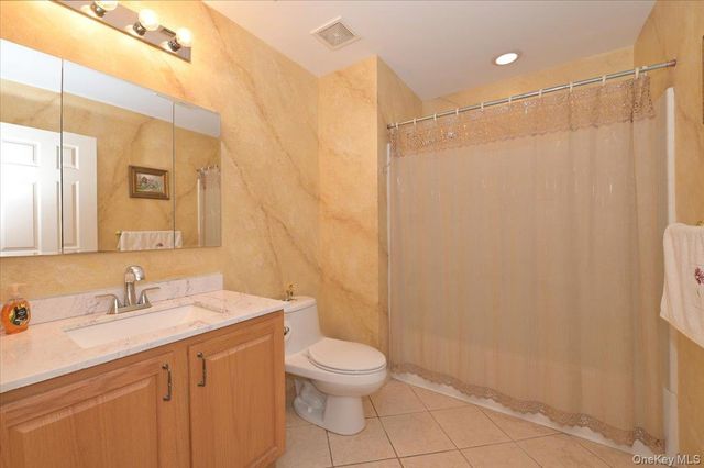 80 Morley Circle, Melville, NY 11747
