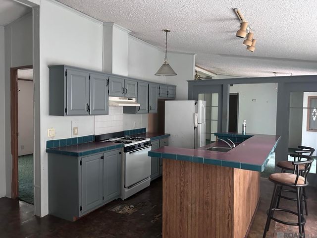 14833 Lockridge Ave, Pride, LA 70770