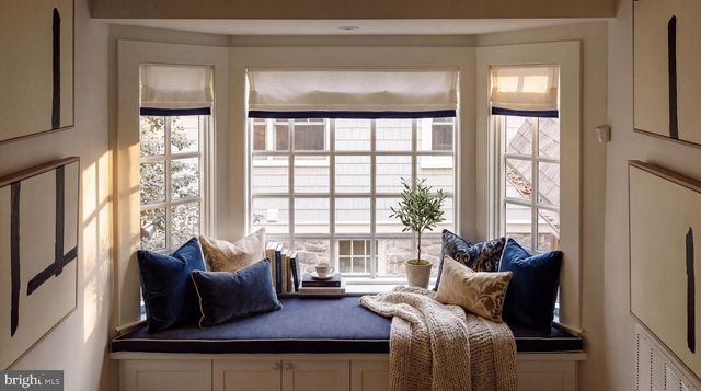 3300 NEWARK ST NW, Washington, DC 20008