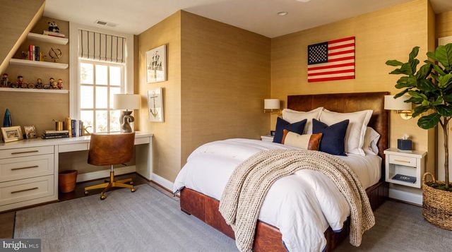 3300 NEWARK ST NW, Washington, DC 20008