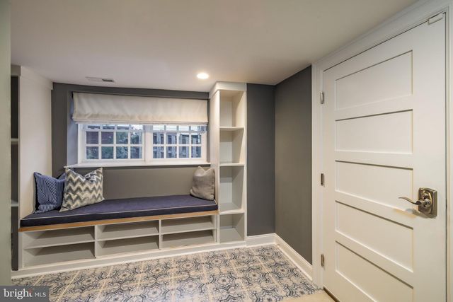 3300 NEWARK ST NW, Washington, DC 20008