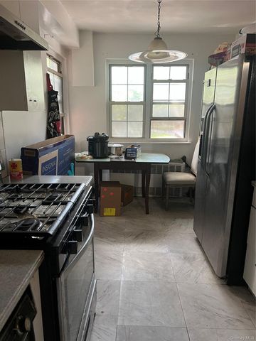 34-25 24 Street, Long Island City, NY 11101