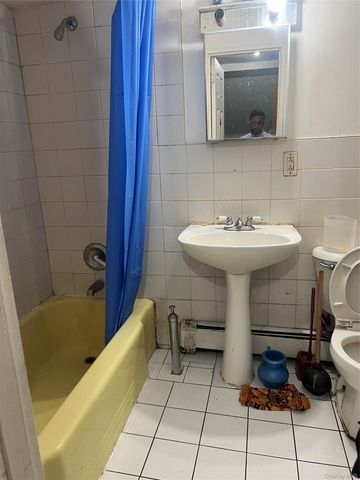 34-25 24 Street, Long Island City, NY 11101
