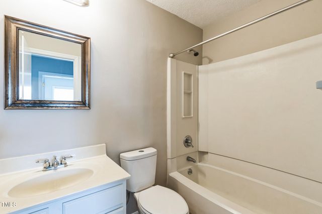 424 Cumbrian Court, Fayetteville, NC 28314