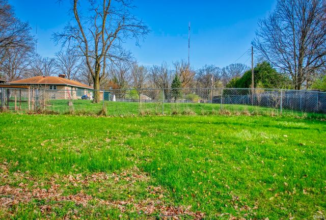 2324 Hillegas Road, Fort Wayne, IN 46808