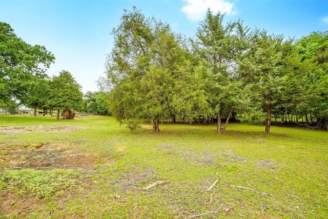 2700 E Fm 4, Cleburne, TX 76031