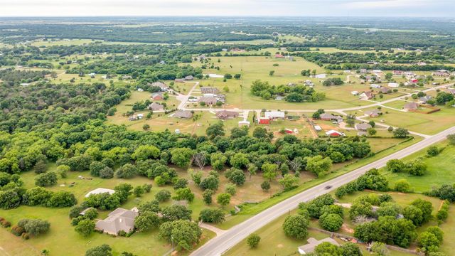 2700 E Fm 4, Cleburne, TX 76031