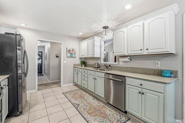 1435 Anchor Court, Mishawaka, IN 46544