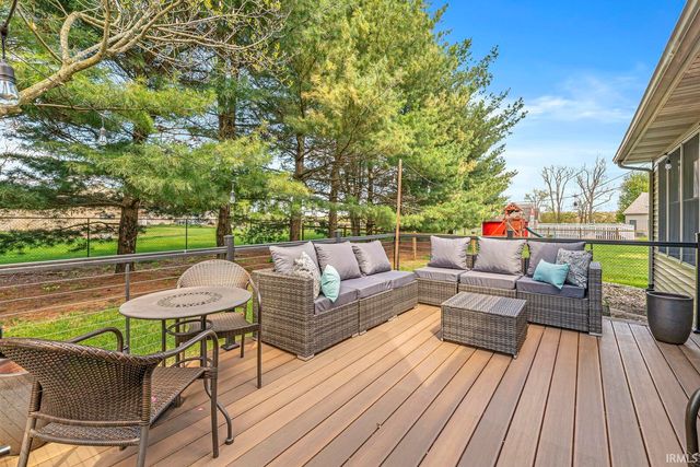 1435 Anchor Court, Mishawaka, IN 46544