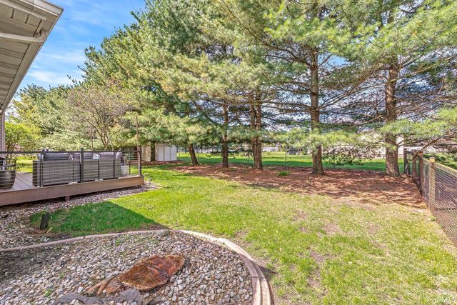 1435 Anchor Court, Mishawaka, IN 46544