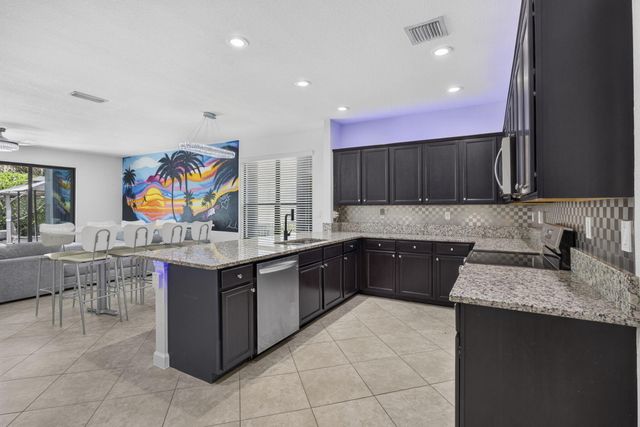 4577 Willow Run Way, Lake Worth, FL 33467