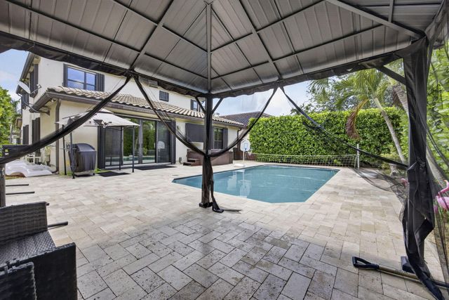 4577 Willow Run Way, Lake Worth, FL 33467