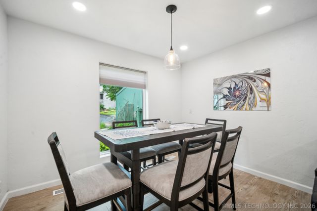 3735 E 64th Place, Tulsa, OK 74136