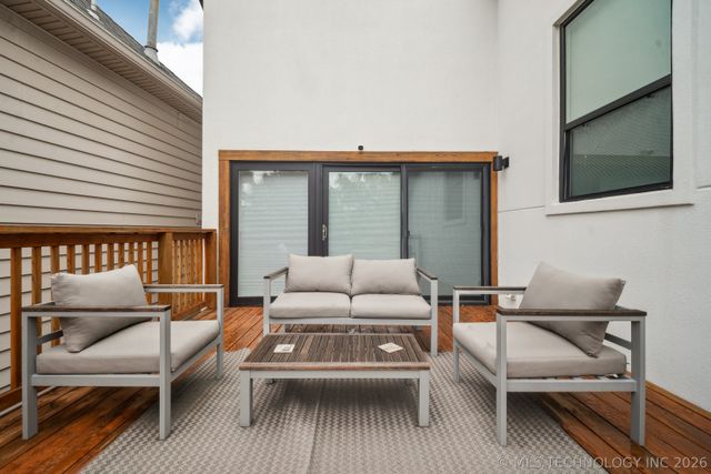 3735 E 64th Place, Tulsa, OK 74136