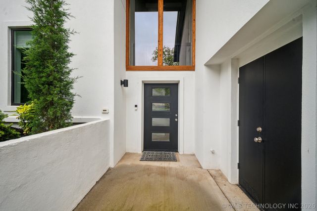 3735 E 64th Place, Tulsa, OK 74136