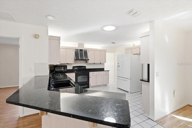 3002 S ROSE AVENUE, Inverness, FL 34450