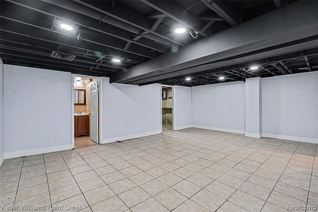 37125 Carpathia Boulevard, Sterling Heights, MI 48310