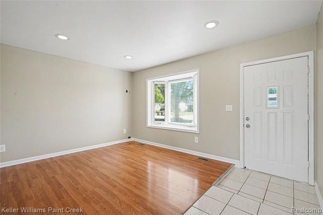 37125 Carpathia Boulevard, Sterling Heights, MI 48310
