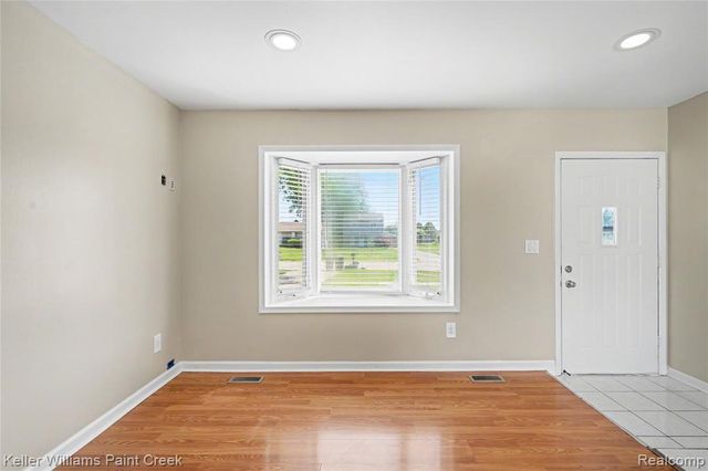 37125 Carpathia Boulevard, Sterling Heights, MI 48310