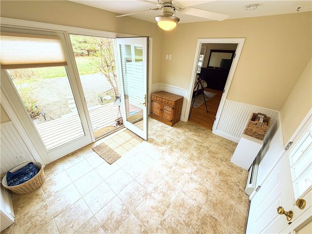 435 Allen Avenue, South Kingstown, RI 02879