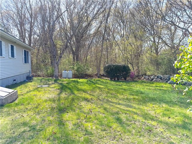 435 Allen Avenue, South Kingstown, RI 02879