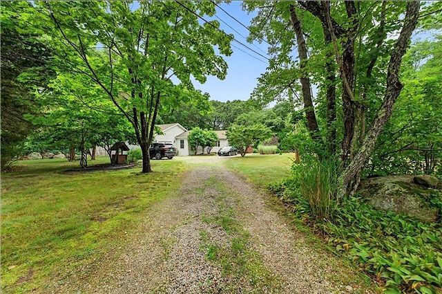 435 Allen Avenue, South Kingstown, RI 02879